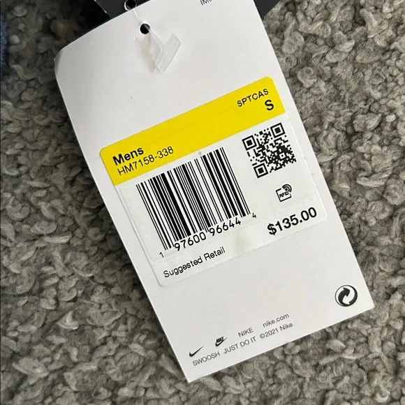 ✅$135 Msrp New Small Nike Tech Pants - Picture 5 of 5